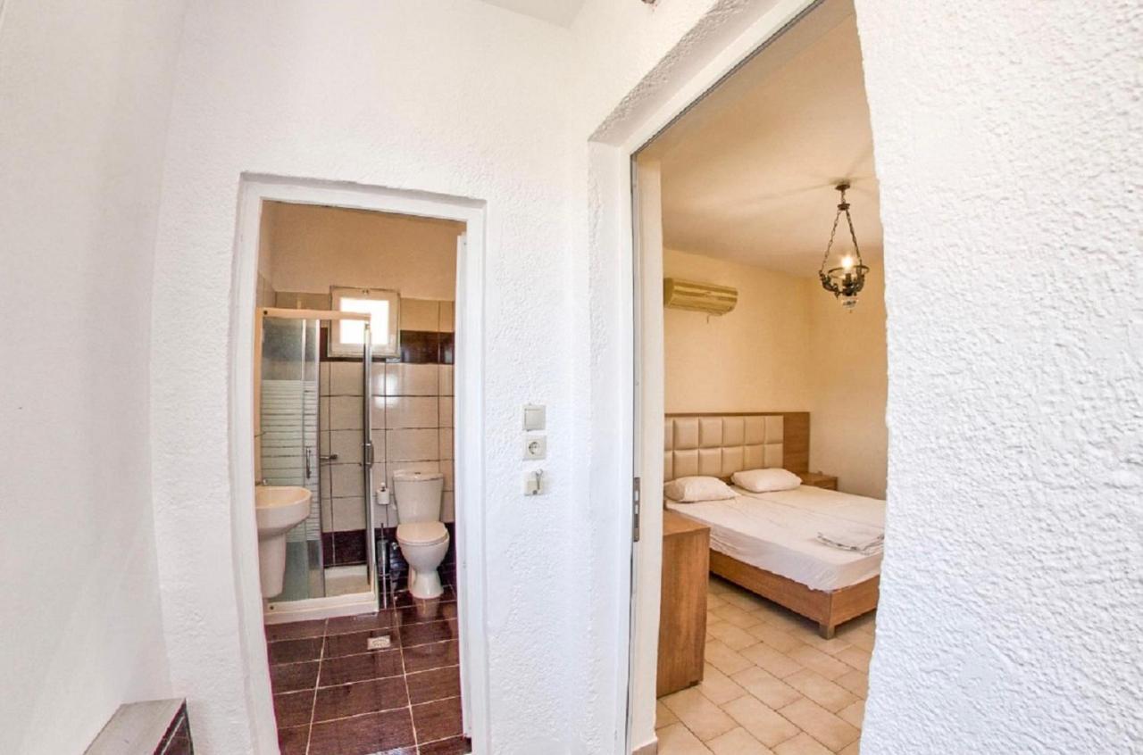 Coralli Apartments Pefki Eksteriør billede