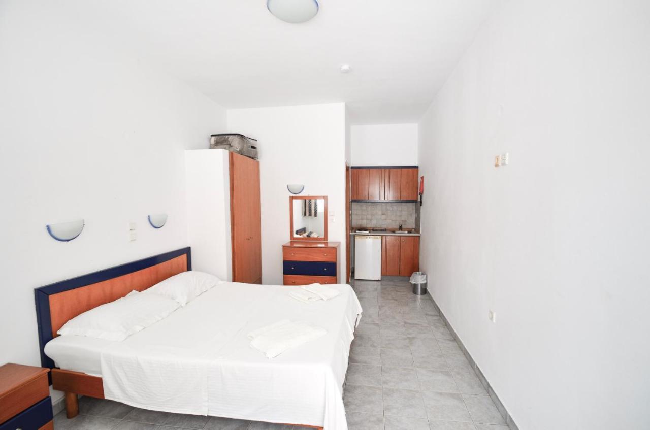 Coralli Apartments Pefki Eksteriør billede
