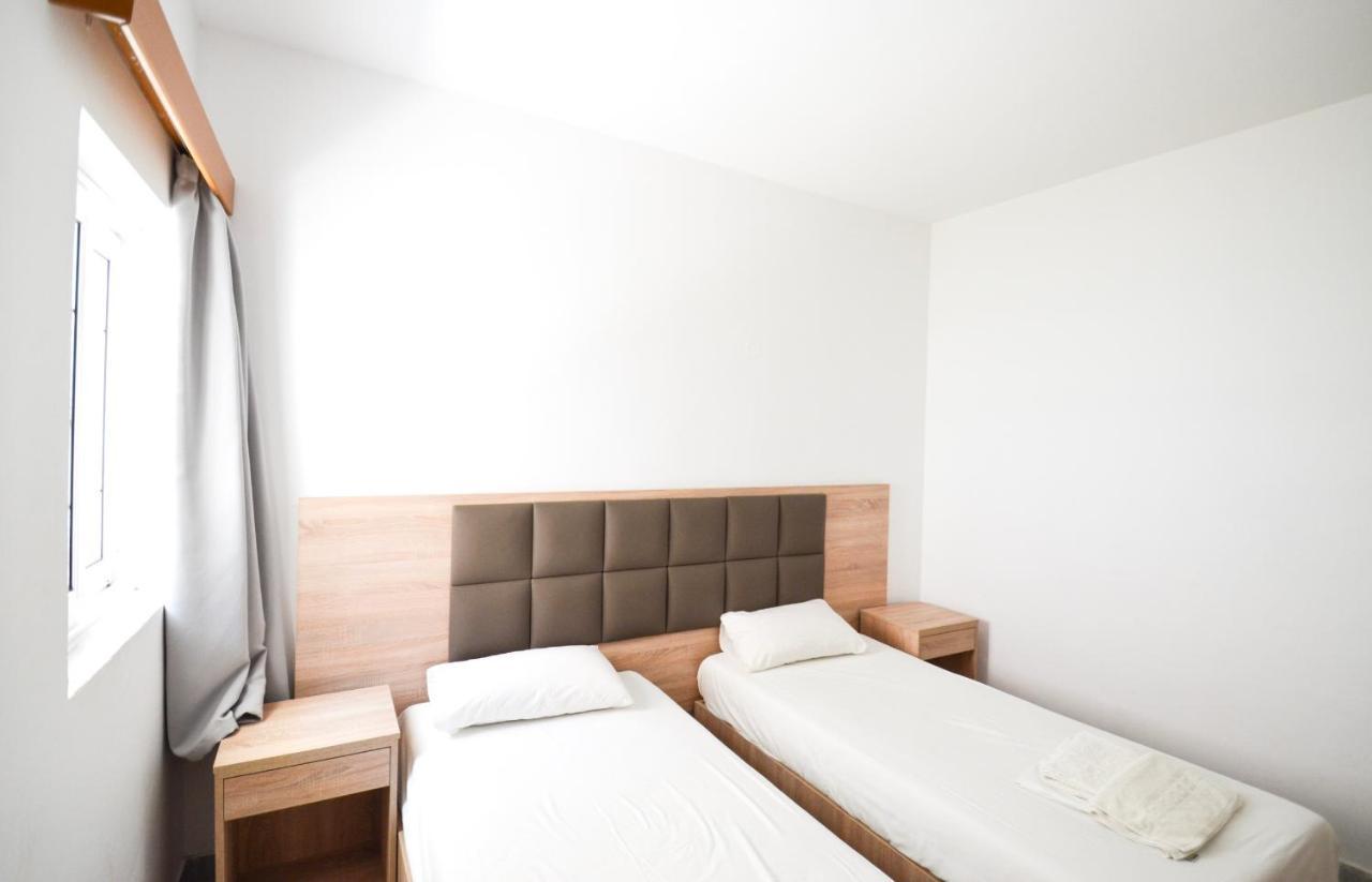 Coralli Apartments Pefki Eksteriør billede