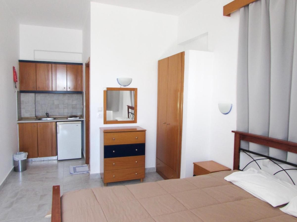 Coralli Apartments Pefki Eksteriør billede